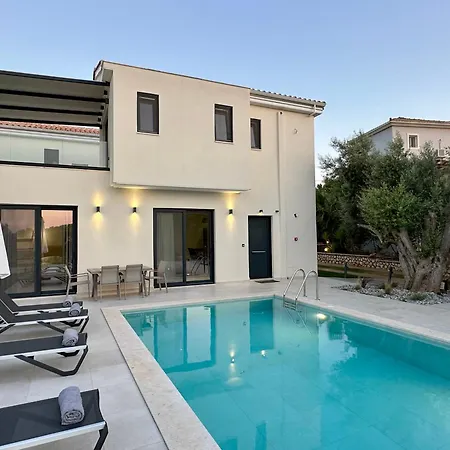 Nuovo Maistros Villa Tsoukaládhes