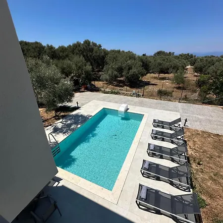 Villa Nuovo Maistros Tsoukaladhes