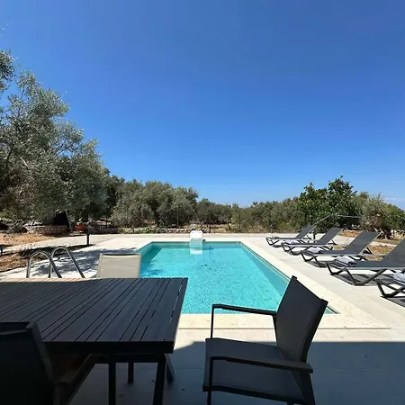 Villa Nuovo Maistros Tsoukaladhes
